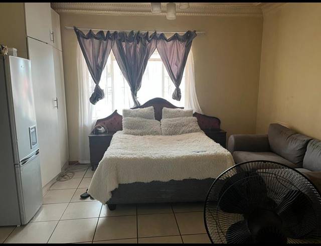 1 BEDROOM PROPERTY TO RENT IN BEZUIDENHOUT VALLEY